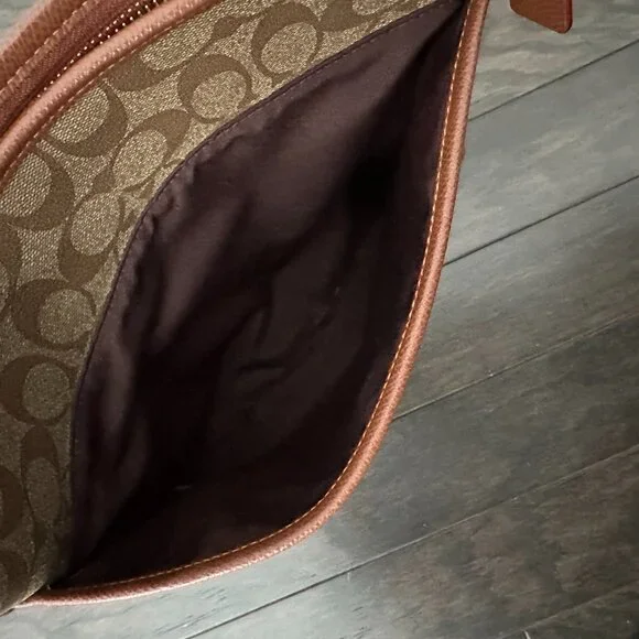 Coach Signature C File Khaki & Brown Canvas Crossbody Bag - Picture 9 of 12